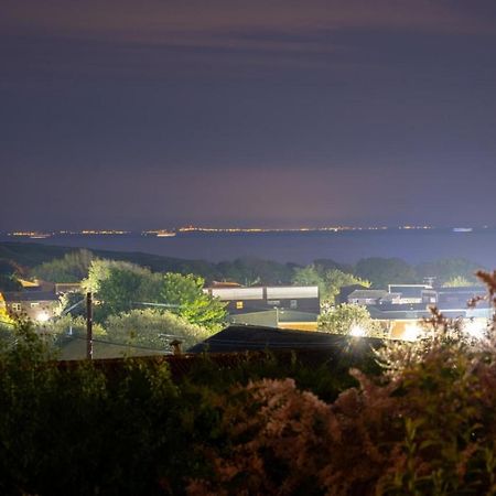 Bijou Annexe, Sea View, Private Entrance & Parking - Folkestone酒店 外观 照片