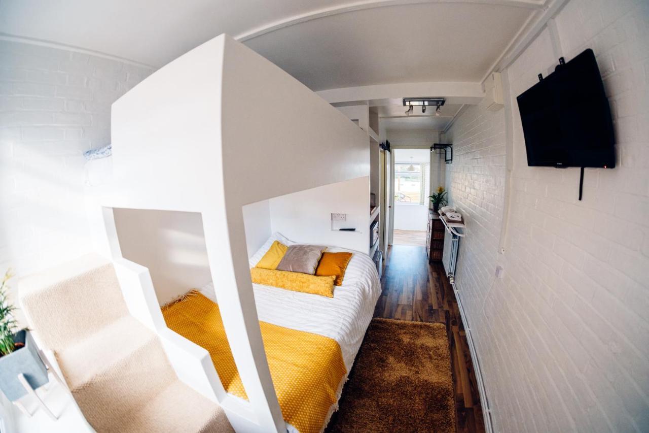 Bijou Annexe, Sea View, Private Entrance & Parking - Folkestone酒店 外观 照片