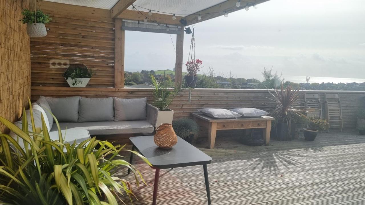 Bijou Annexe, Sea View, Private Entrance & Parking - Folkestone酒店 外观 照片